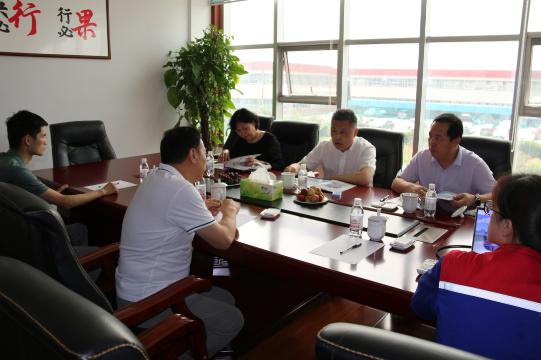 中國肉類協會常務副會長兼秘書長陳偉一行蒞臨銳智考察調研
